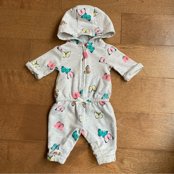 3/$10 CARTERS Baby girl butterfly romper nb - Picture 1 of 3